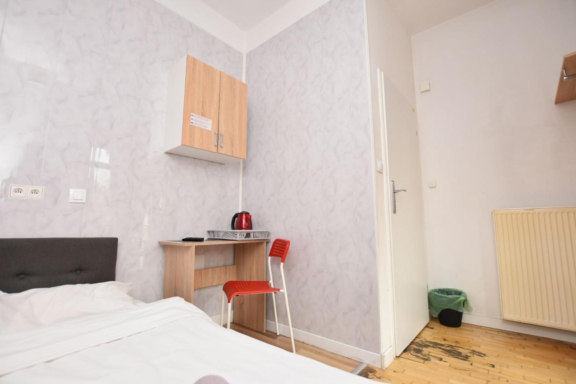 City Central Hostel - Pokoje Prywatne Wroclaw Exterior photo
